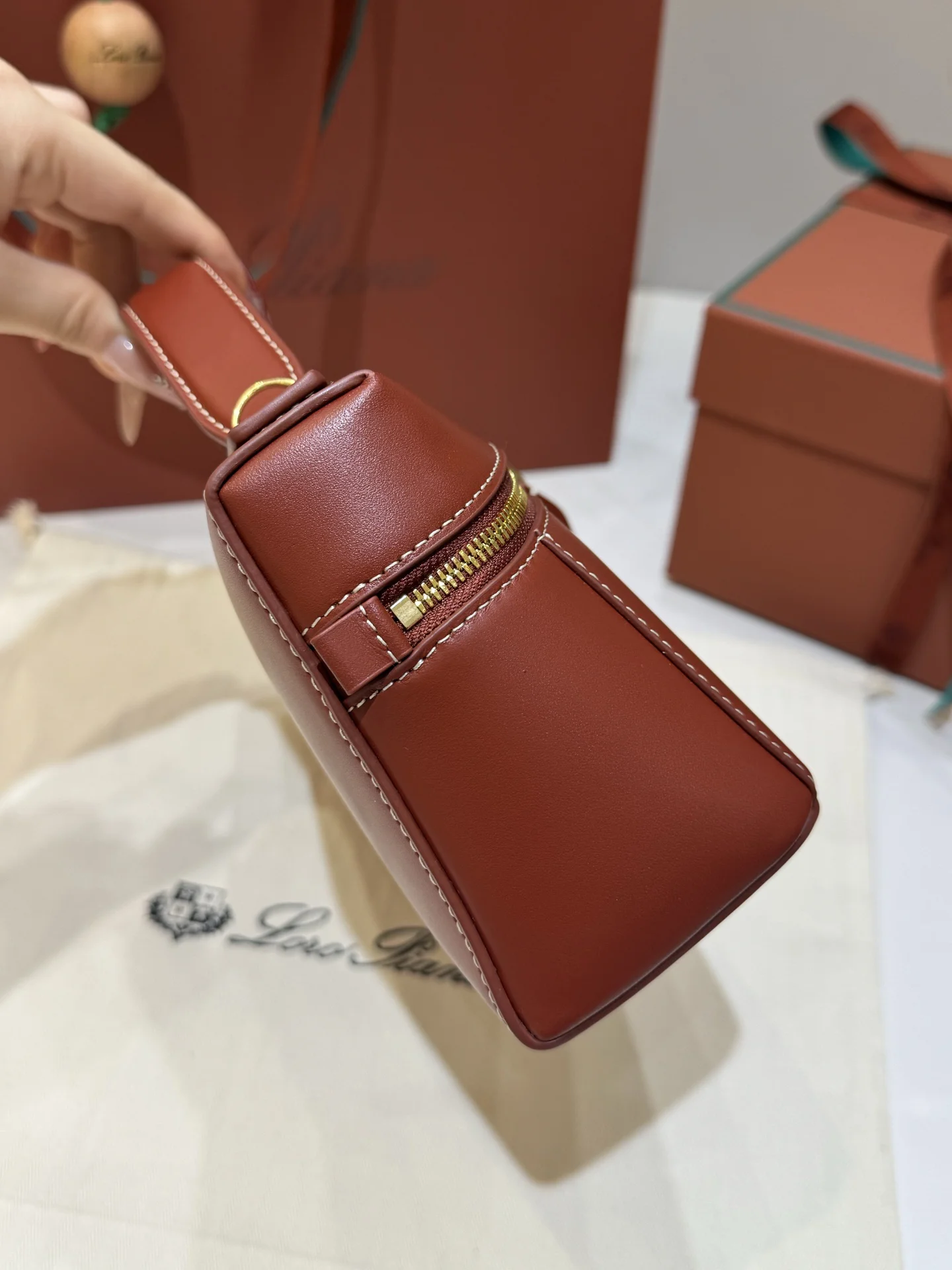 LORO PIANA Shoulder Bags Saddle Leather (Brown-Gold) 23X12XCM F50202608100457 - Image 4