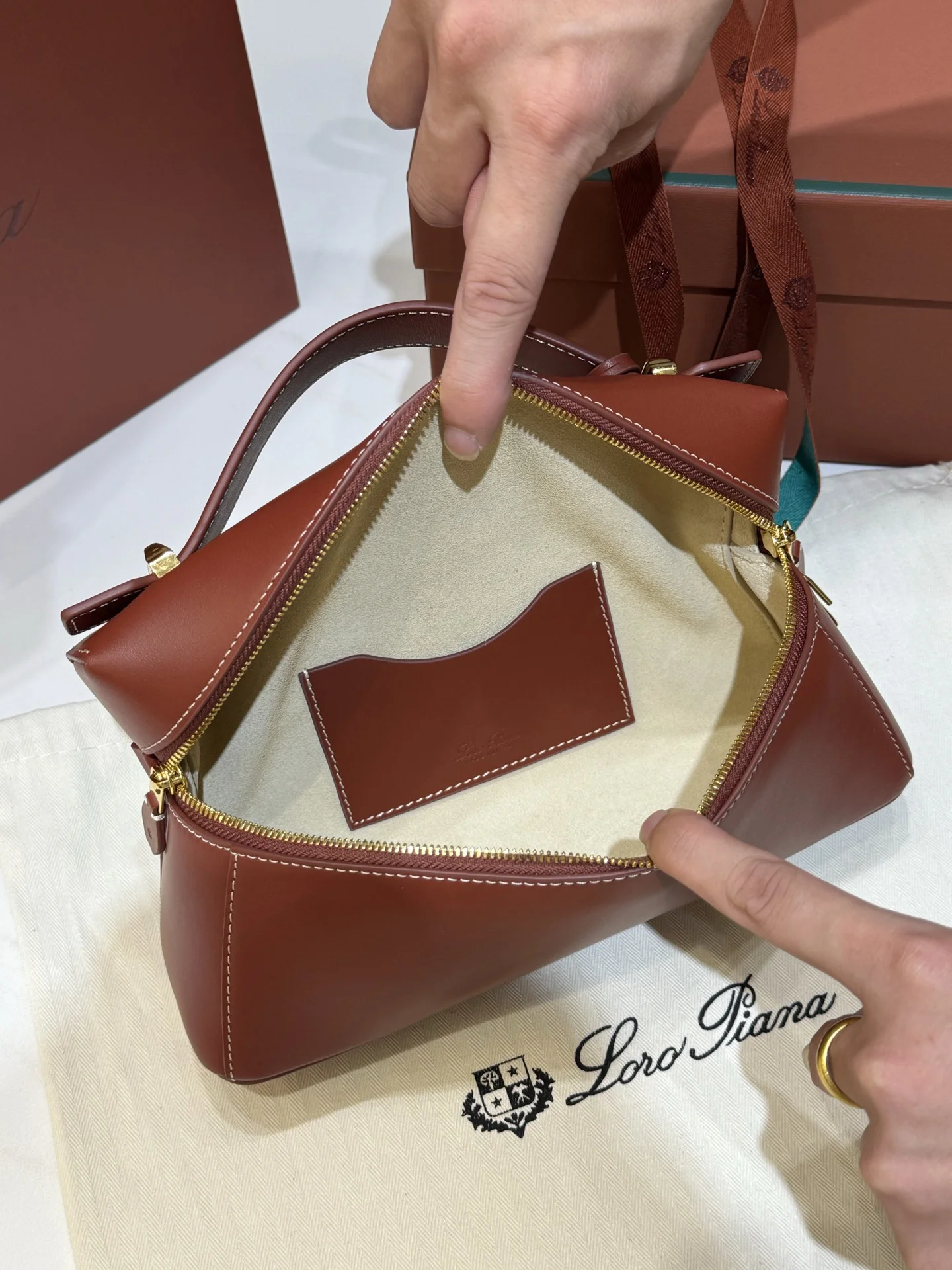 LORO PIANA Shoulder Bags Saddle Leather (Brown-Gold) 23X12XCM F50202608100457 - Image 7