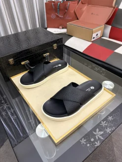 Alternative view of LORO PIANA Slides Leather EU38-44 A60202608032033