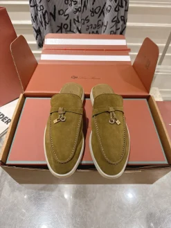 LORO PIANA Slippers Lamb & Calf Leather EU35-39 B80202608030648