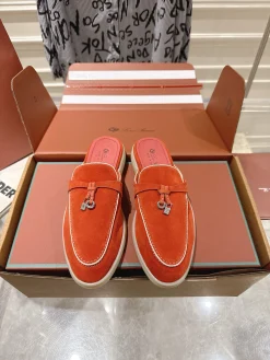 LORO PIANA Slippers Lamb Leather EU35-39 B80202608030657