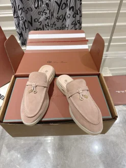 Alternative view of LORO PIANA Slippers Lamb Leather EU35-39 B80202608030661