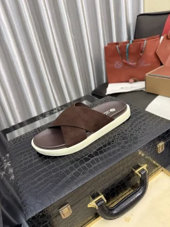 LORO PIANA Sneakers Leather EU38-44 A60202608032034