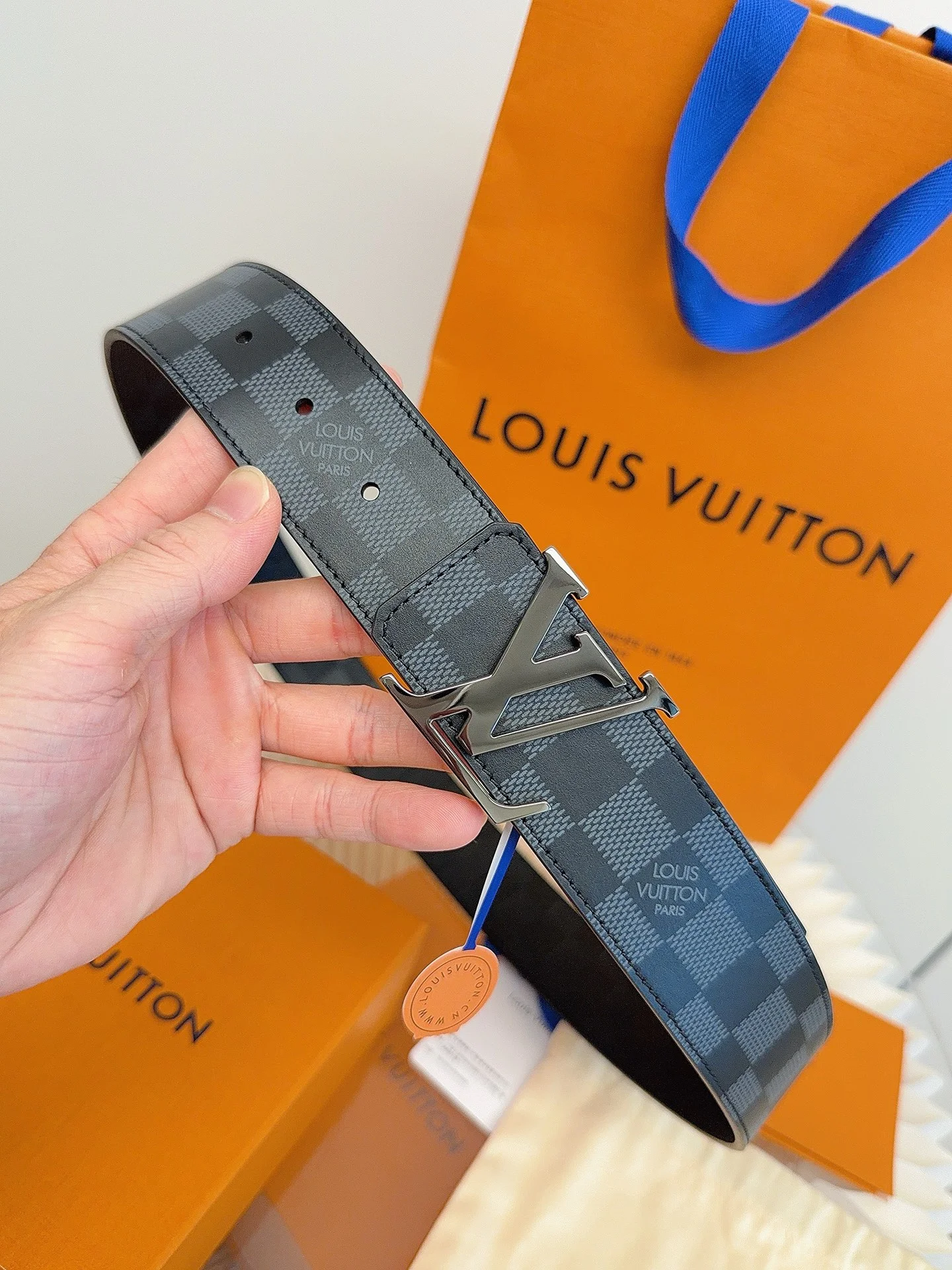 LV Belts Leather ONE SIZE 4.0cm Width A70202608050182 - Image 5