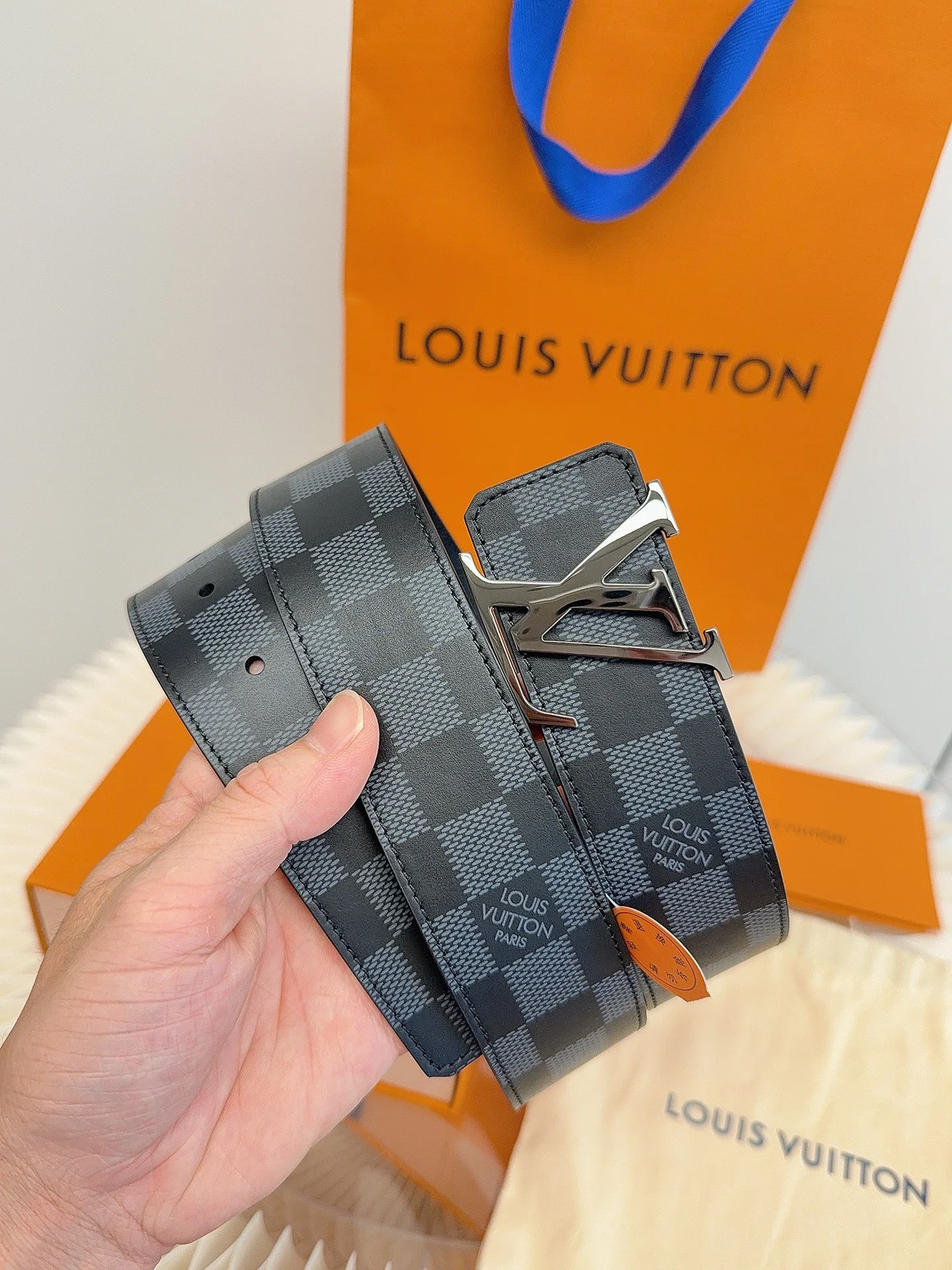 LV Belts Leather ONE SIZE 4.0cm Width A70202608050182 - Image 6