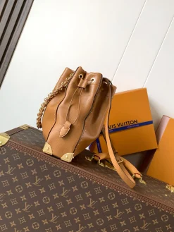 Alternative view of LV Bucket Bags Calfskin Leather (Brown-Gold) 23X27X8CM F30202608070101
