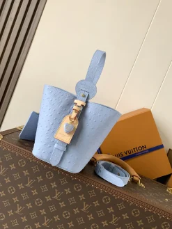 Alternative view of LV Bucket Bags Embossed Grained Calfskin (Light Blue-Gold) 18X12X16CM E80202608070045