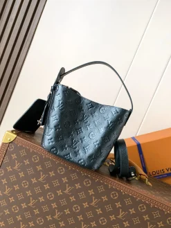 LV Bucket Bags Empreinte Leather (Black) 18X12X16CM E50202608071087