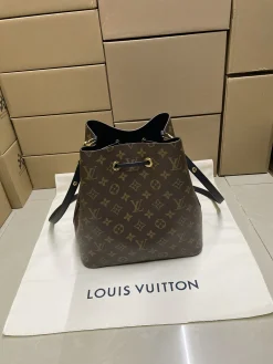 Alternative view of LV Bucket Bags Leather (Brown-Black) E00202608072747