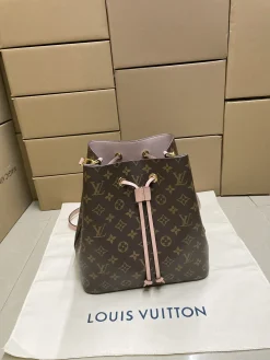 LV Bucket Bags Leather (Brown-Pink) One Size E00202608072748