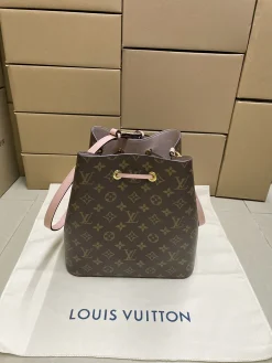Alternative view of LV Bucket Bags Leather (Brown-Pink) One Size E00202608072748