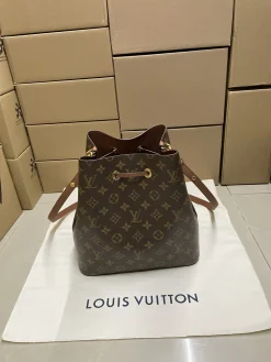 Alternative view of LV Bucket Bags Leather (Brown-Tan) One Size E00202608072746