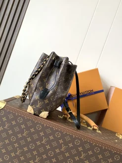Alternative view of LV Bucket Bags Monogram Canvas (Brown-Gold-Black) 23X27X8CM E50202608070102