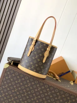 LV Bucket Bags Monogram Canvas (Brown-Tan) 26X23X15 D60202608070848