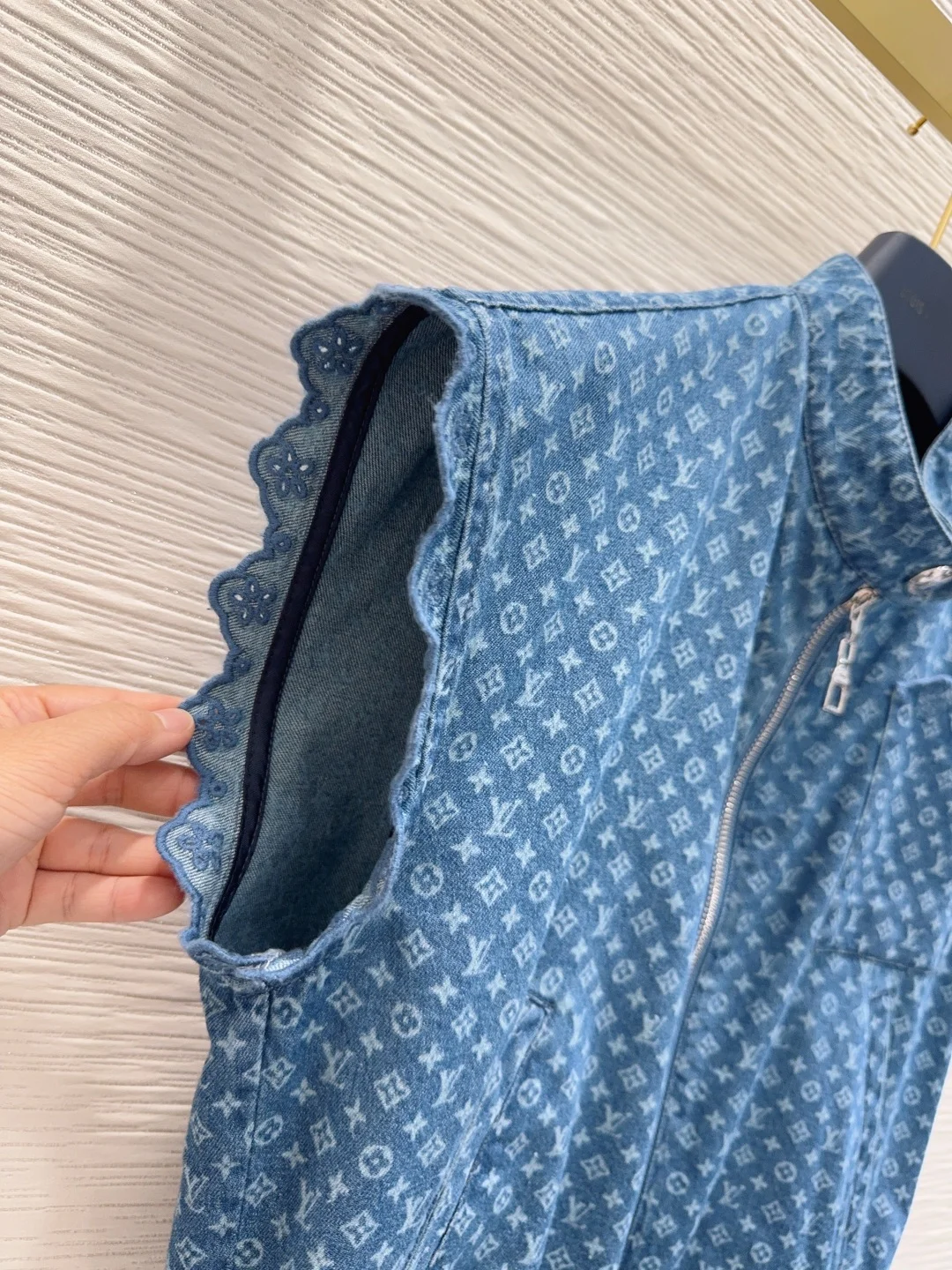 LV Coats Denim S M L XL C05202608041976 - Image 3