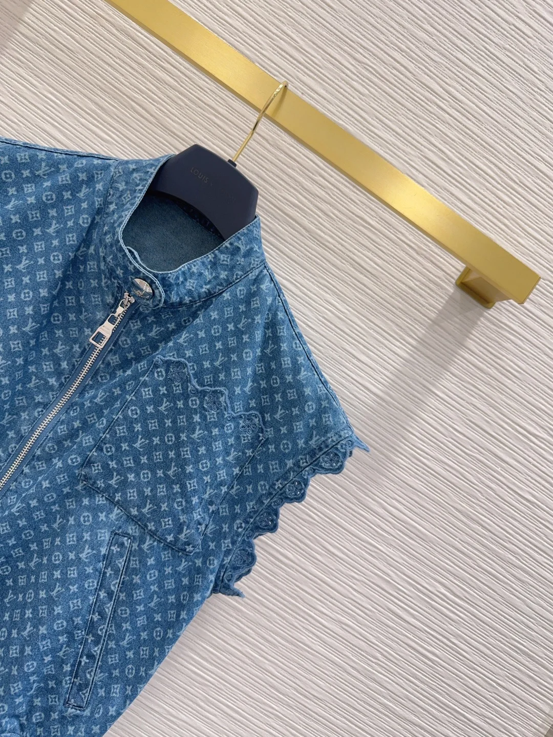 LV Coats Denim S M L XL C05202608041976 - Image 4