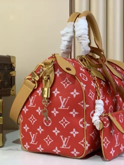 Alternative view of LV Crossbody Bags Calf Leather (Red-Tan) 30X17X21 CM I00202608070375
