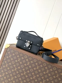 LV Crossbody Bags Coated Canvas (Black-Silver) 19X15X7CM F30202608070250