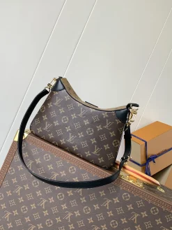 Alternative view of LV Crossbody Bags Coated Canvas (Brown-Black) 29X19X9CM E80202608070550