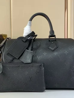 LV Crossbody Bags Cowhide Leather (Black) 30X17X21CM I50202608070378