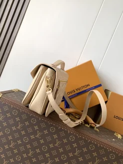 Alternative view of LV Crossbody Bags Embossed Calf Leather (Beige-White) 25X19X7CM F80202608070632