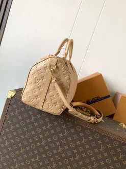 Alternative view of LV Crossbody Bags Empreinte Leather (Beige-Gold) 17X30X21CM F50202608071713