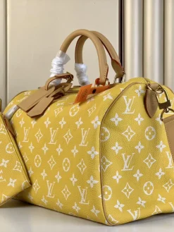 Alternative view of LV Crossbody Bags Grained Calf Leather (Yellow-Tan) 40X26X23 CM A080202608070410