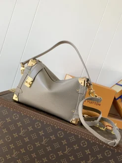 LV Crossbody Bags Grained Calfskin (Grey-Gold) 21X14X6CM F60202608071536