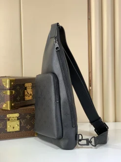 Alternative view of LV Crossbody Bags Lamb Leather (Black) 20X42X6CM E00202608071166