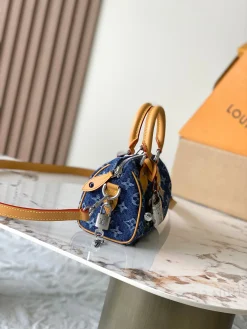 Alternative view of LV Crossbody Bags Leather (Blue-Tan) 18X12X10CM G20202608070125