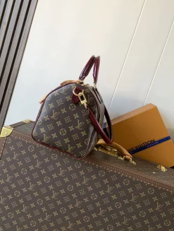 Alternative view of LV Crossbody Bags Monogram Coated Canvas (Brown-Burgundy) 30X21X17CM F00202608071235