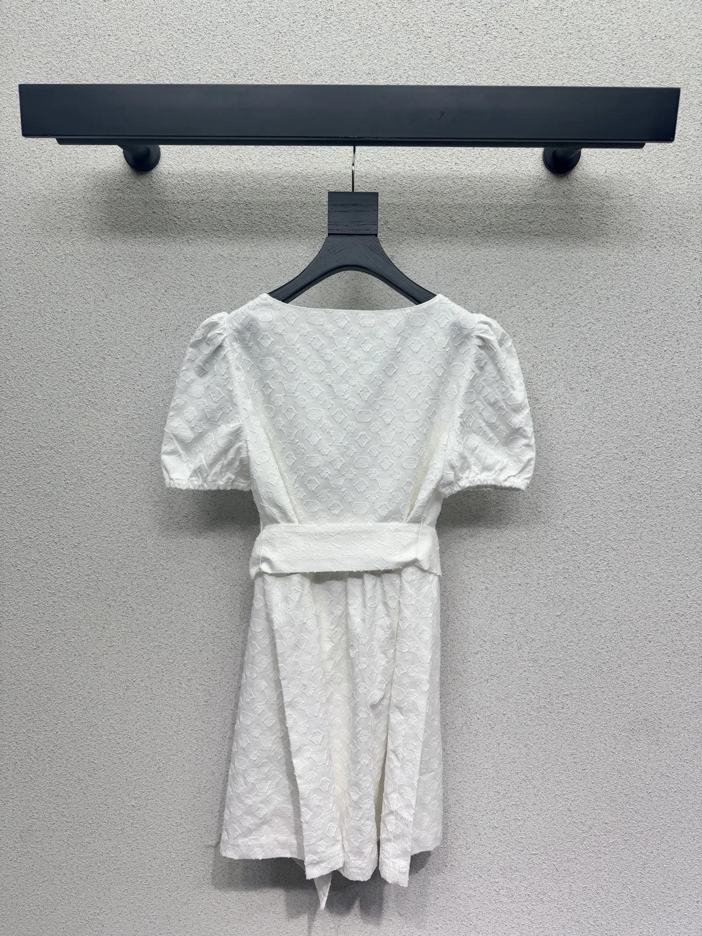 LV Dresses Jacquard Canvas S-M-L B85202608042409 - Image 4