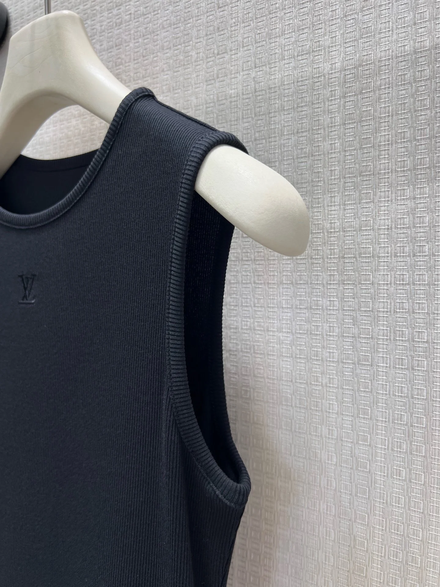 LV Dresses Knit 36-40 B15202608042821 - Image 6