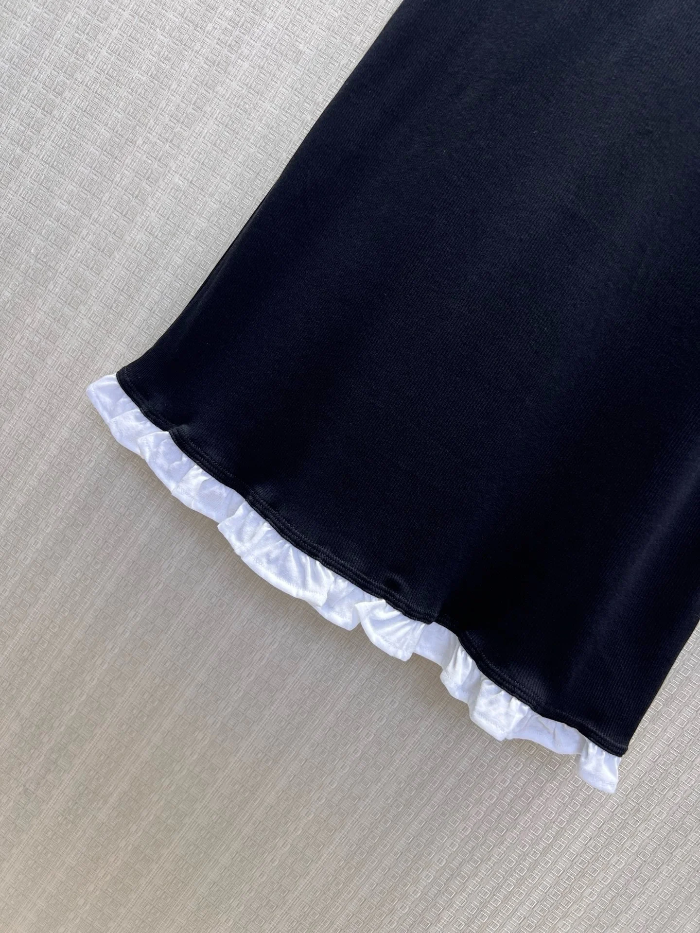 LV Dresses Knit 36-40 B15202608042821 - Image 7
