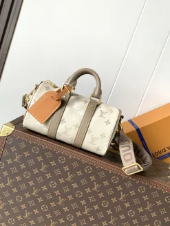 LV Duffles Bags Coated Canvas (Beige-Taupe) 25X15X11CM E70202608070895