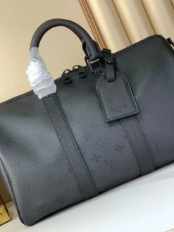 LV Duffles Bags Coated Canvas (Black) 34X21X16CM E50202608071168