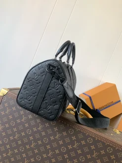 Alternative view of LV Duffles Bags Coated Canvas (Black) 34X21X16CM F30202608072114