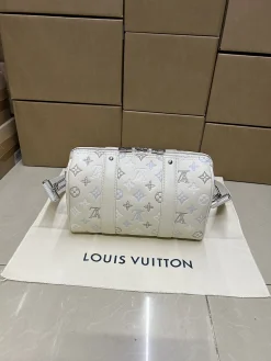 Alternative view of LV Duffles Bags Leather (Cream-Light Blue) One Size F00202608070745