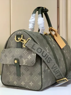 Alternative view of LV Duffles Bags Monogram Canvas (Grey Green-Dark Green) 45X27X20CM I00202608070903