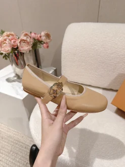 LV Flats Leather & Sheepskin EU35-41 C00202608030955