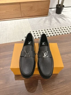 LV Formal Shoes Calf Leather EU39-44 D50202608033043