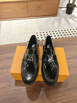 LV Formal Shoes Cow Leather EU39-44 D50202608033044
