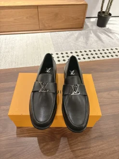 LV Formal Shoes Leather EU39-44 D50202608033045