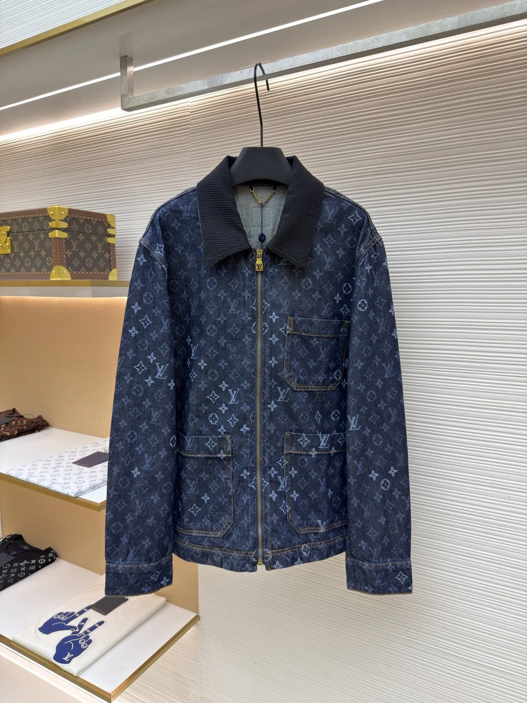 LV Jackets Denim 44-52 C40202608060135