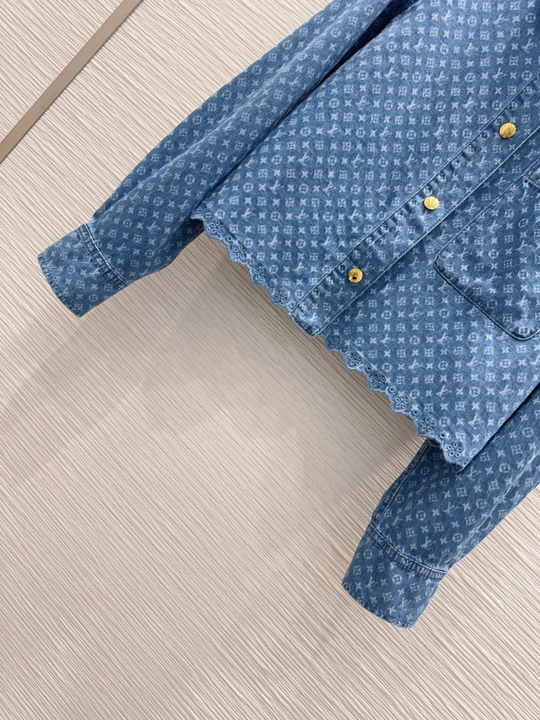 LV Jackets Denim S-M-L B85202608041958 - Image 5