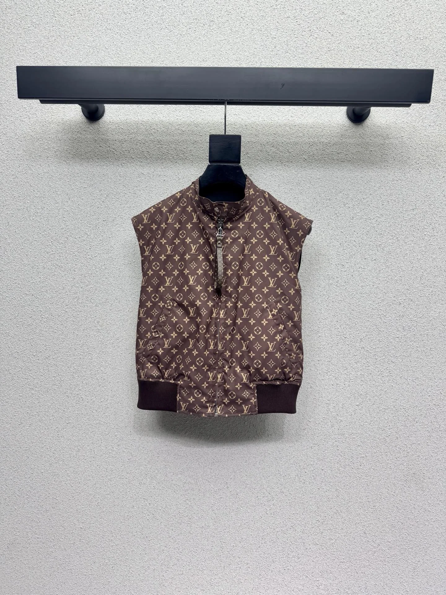 LV Jackets S-L C05202608042404 - Image 6