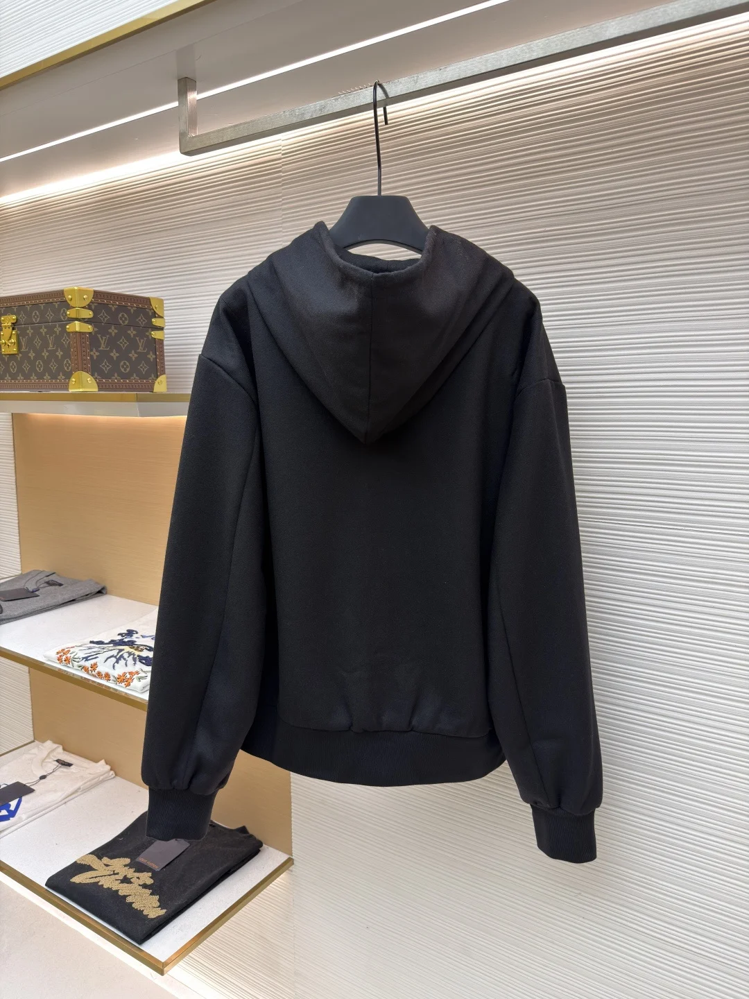 LV Jackets S-L C15202608060251 - Image 2