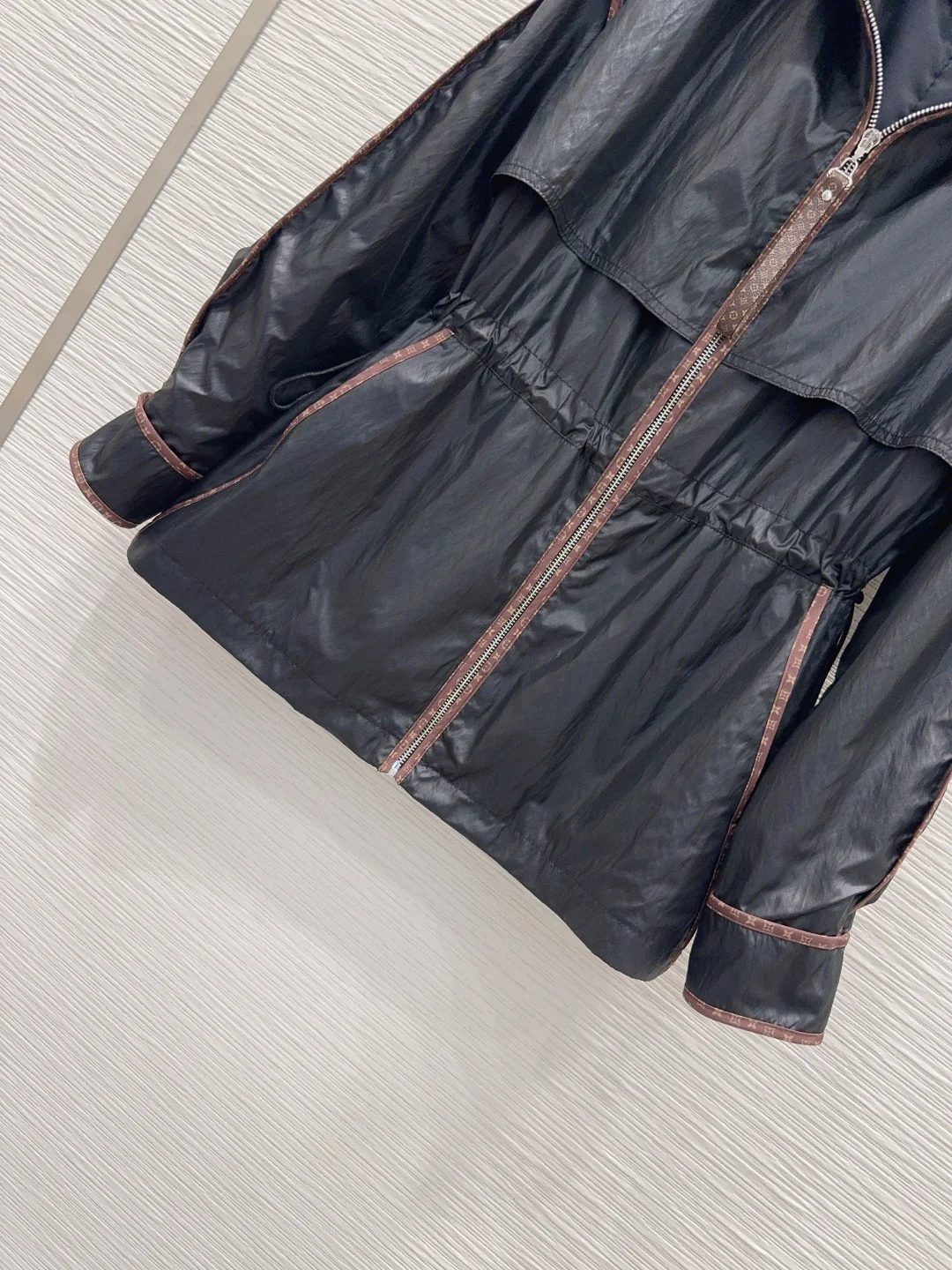 LV Jackets S M L XL C45202608041071 - Image 4