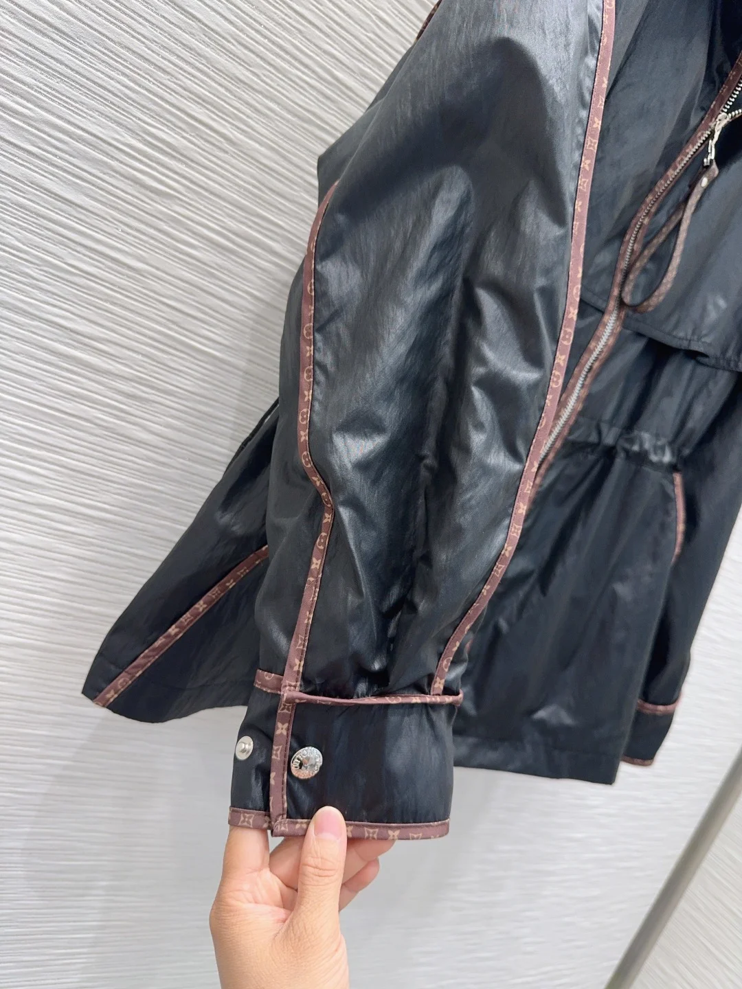 LV Jackets S M L XL C45202608041071 - Image 6