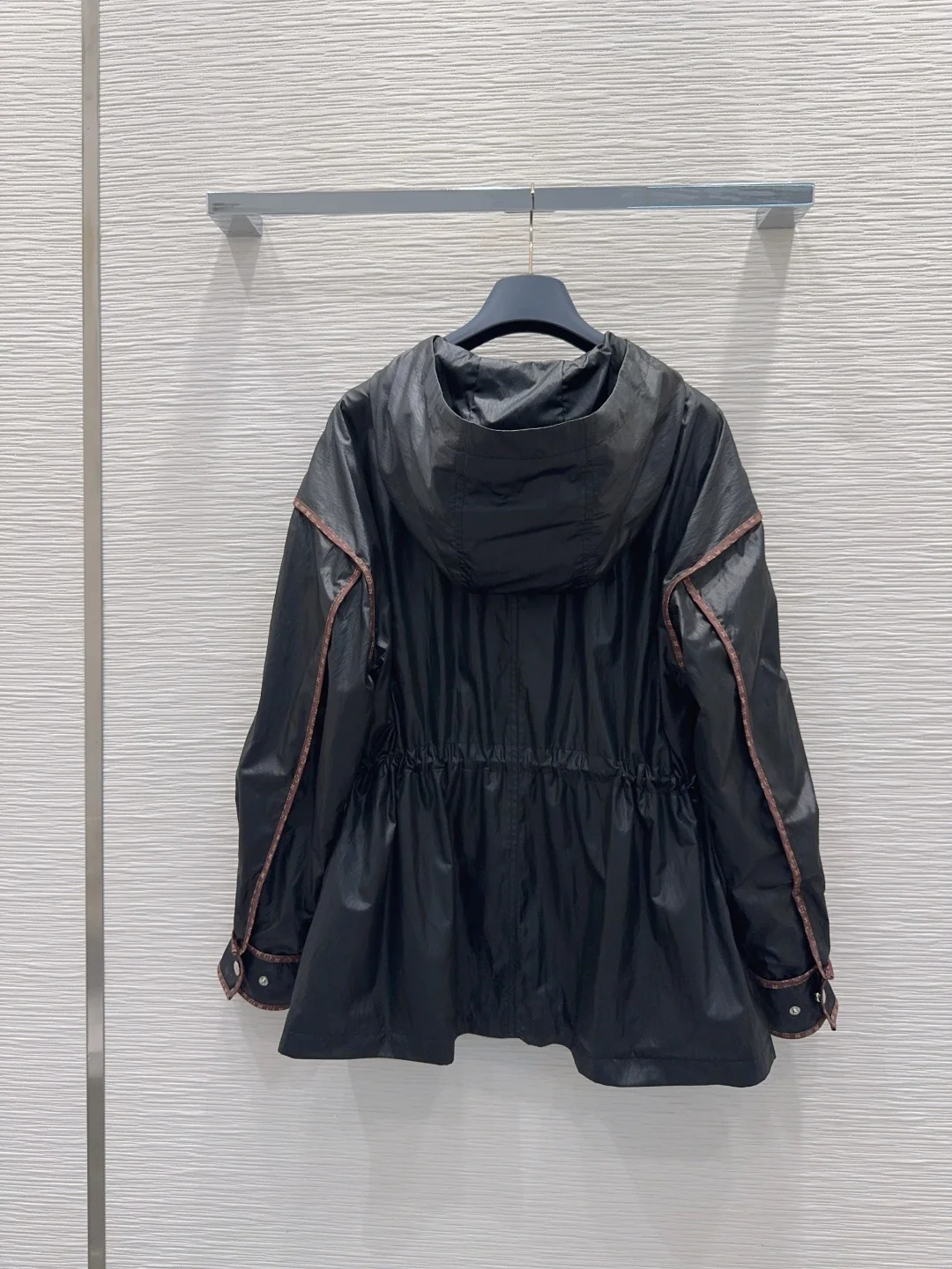 LV Jackets S M L XL C45202608041071 - Image 9